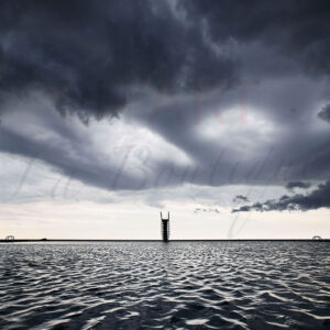 Plongeoir sous l'orage (Verticale)