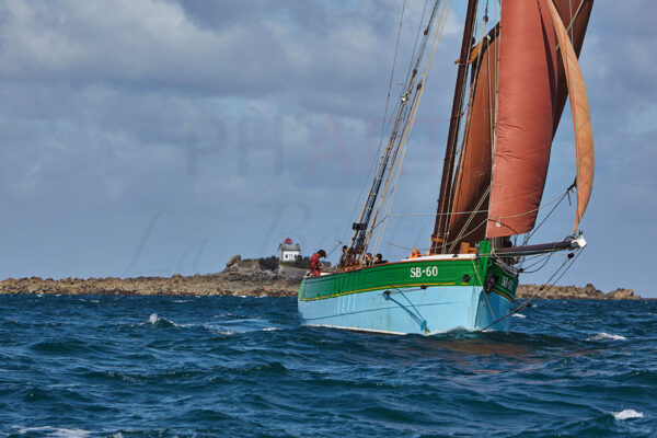 Ste-Jeanne devant Harbour